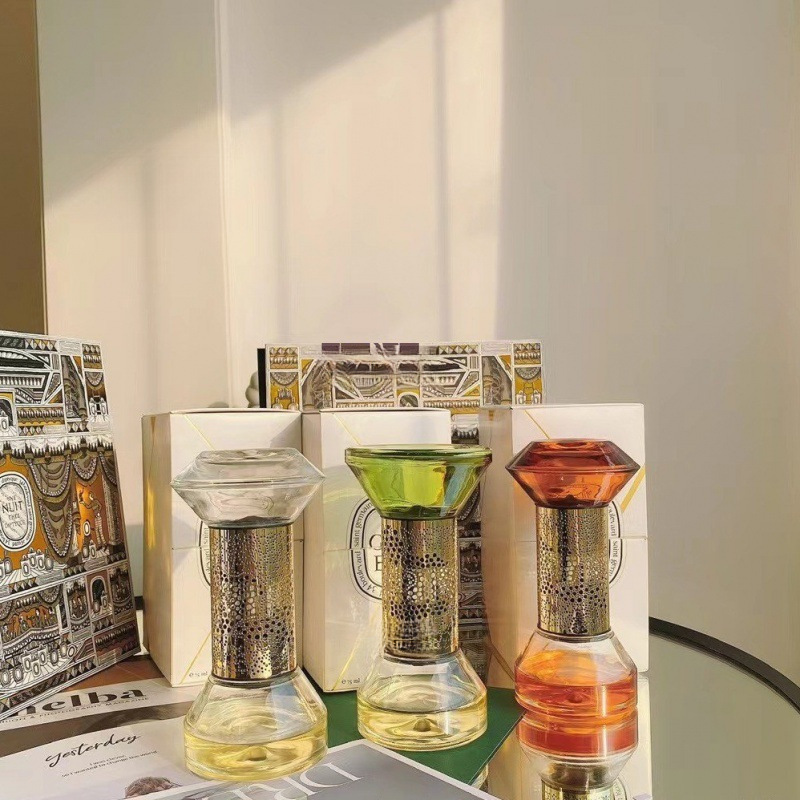 Diptyques-時間のある砂時計の香りディフューザー,エ - Home Fragrance Diptyque のレビューと価格