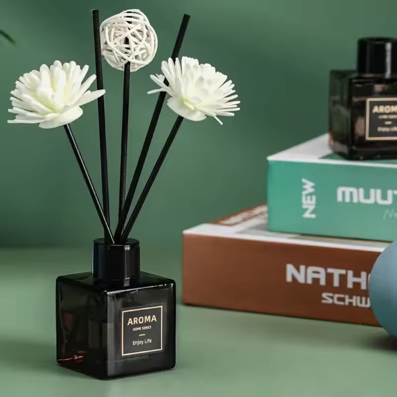 ホットセール 50ml フレームレスリードディフューザーオイ - Fragrance Oil Set のレビューと価格