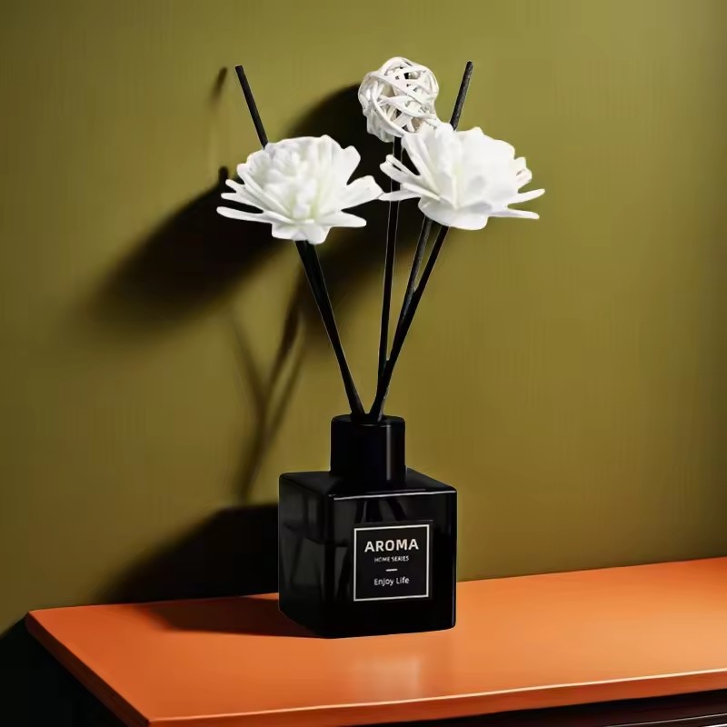 ホットセール 50ml フレームレスリードディフューザーオイ - Fragrance Oil Set のレビューと価格