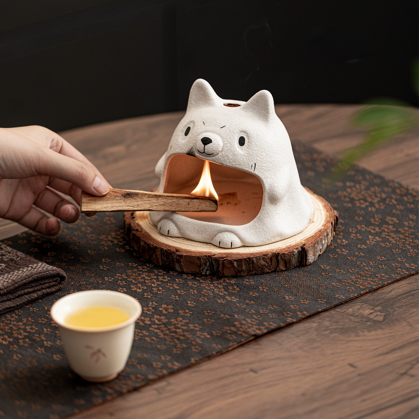 かわいい犬の香りの暖炉型クリエイティブホームセラミック香炉ト - In Home Fragrance Products のレビューと価格